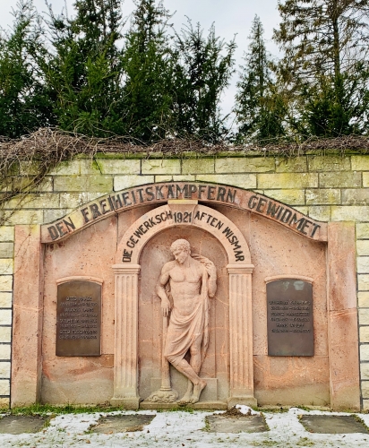 Gedenkstätte der Märzgefallenen, von den Gewerkschaften 1921 angelegt.