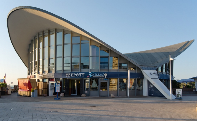 Der Warnemünder Teepott