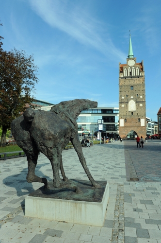 Das Kröpeliner Tor von Westen.