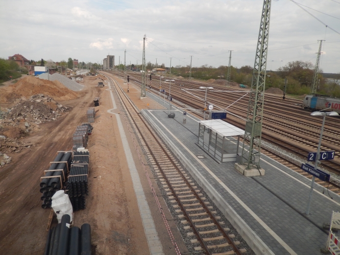 Bahnsteig im April 2018