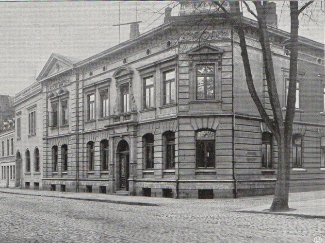 Historisches Bild des Wohn- und Geschäftshauses Callies