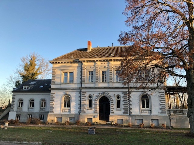 Schloss Gorow: schmucker Neo-Renaissancebau