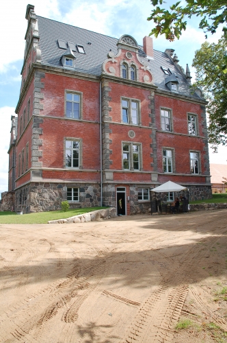 Die Rückseite vom Schloss Bernstroff