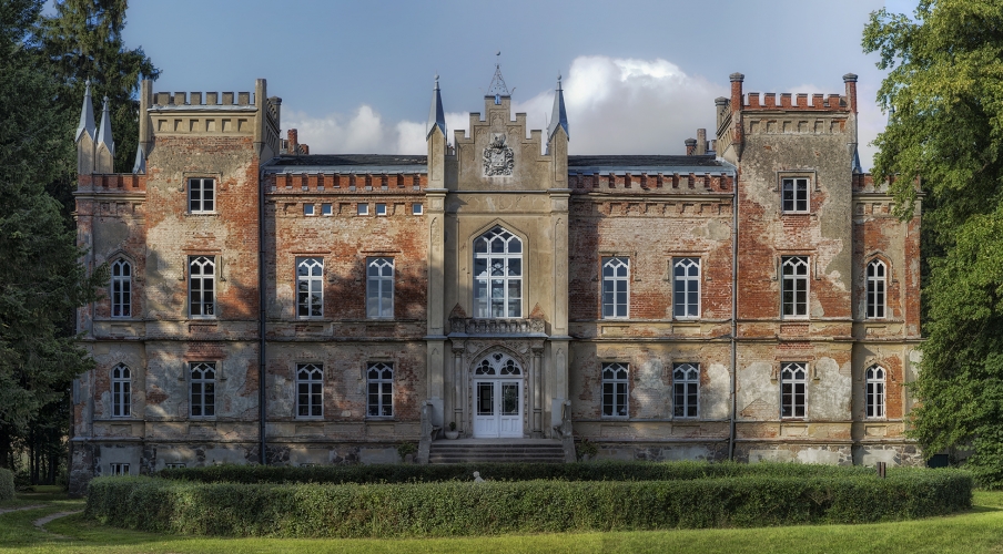 Um 1840 im Tudorstil errichtet: Herrenhaus Vogelsang