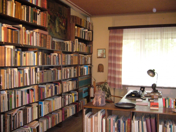 Blick in das einstige Arbeitszimmer des Schriftstellers.