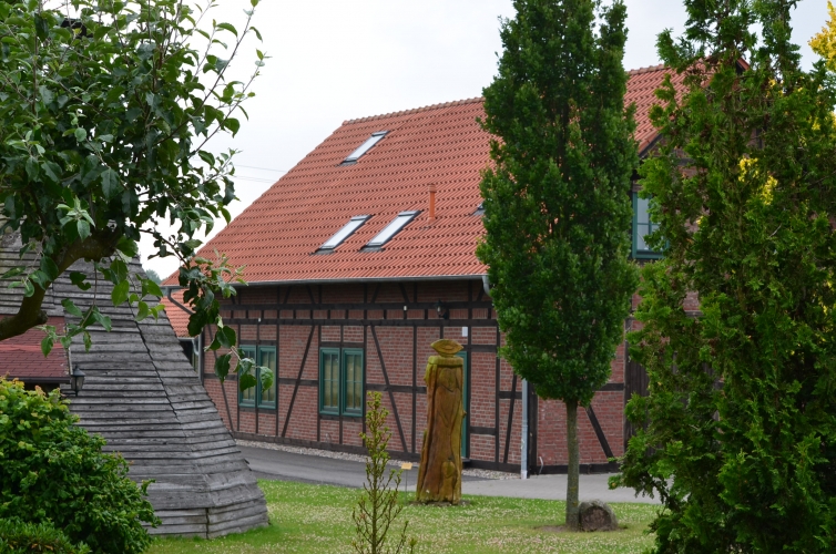 Die Kulturscheune Langen Brütz beherbergt das Museum.