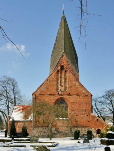 Die Kirche Beidendorf von Ost