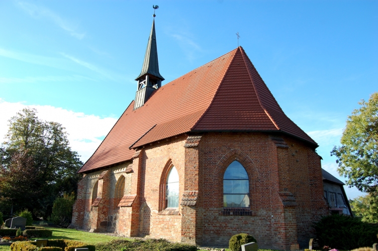 Blick auf den Chor der Kirche
