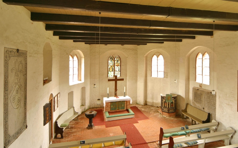 Blick in die Kirche Bössow.