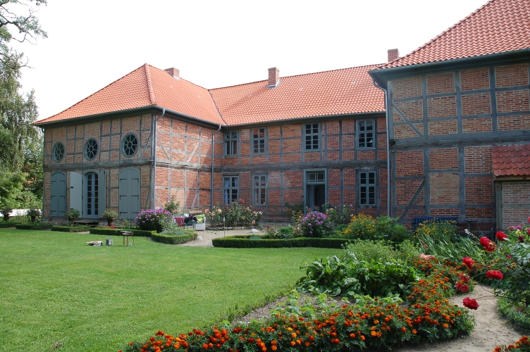 Hofansicht vom Gutshaus Ganzow