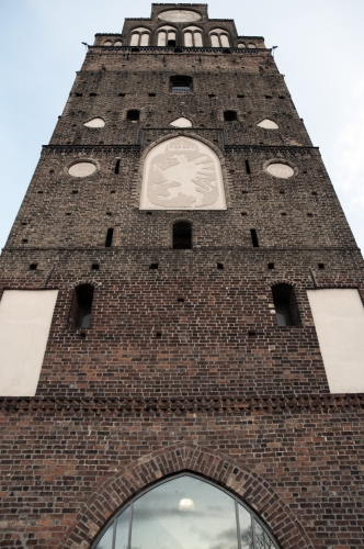 Mit 54 Metern Höhe ist das Kröpeliner Tor das höchste Rostocker Stadttor.